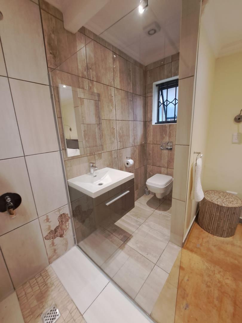 To Let 0 Bedroom Property for Rent in Green Point Western Cape